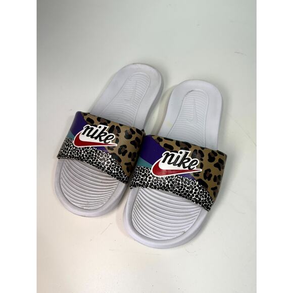 Nike Victori One Women's 6 Slide Sandals Brown White Camouflage Slip On Shoes - Picture 1 of 11